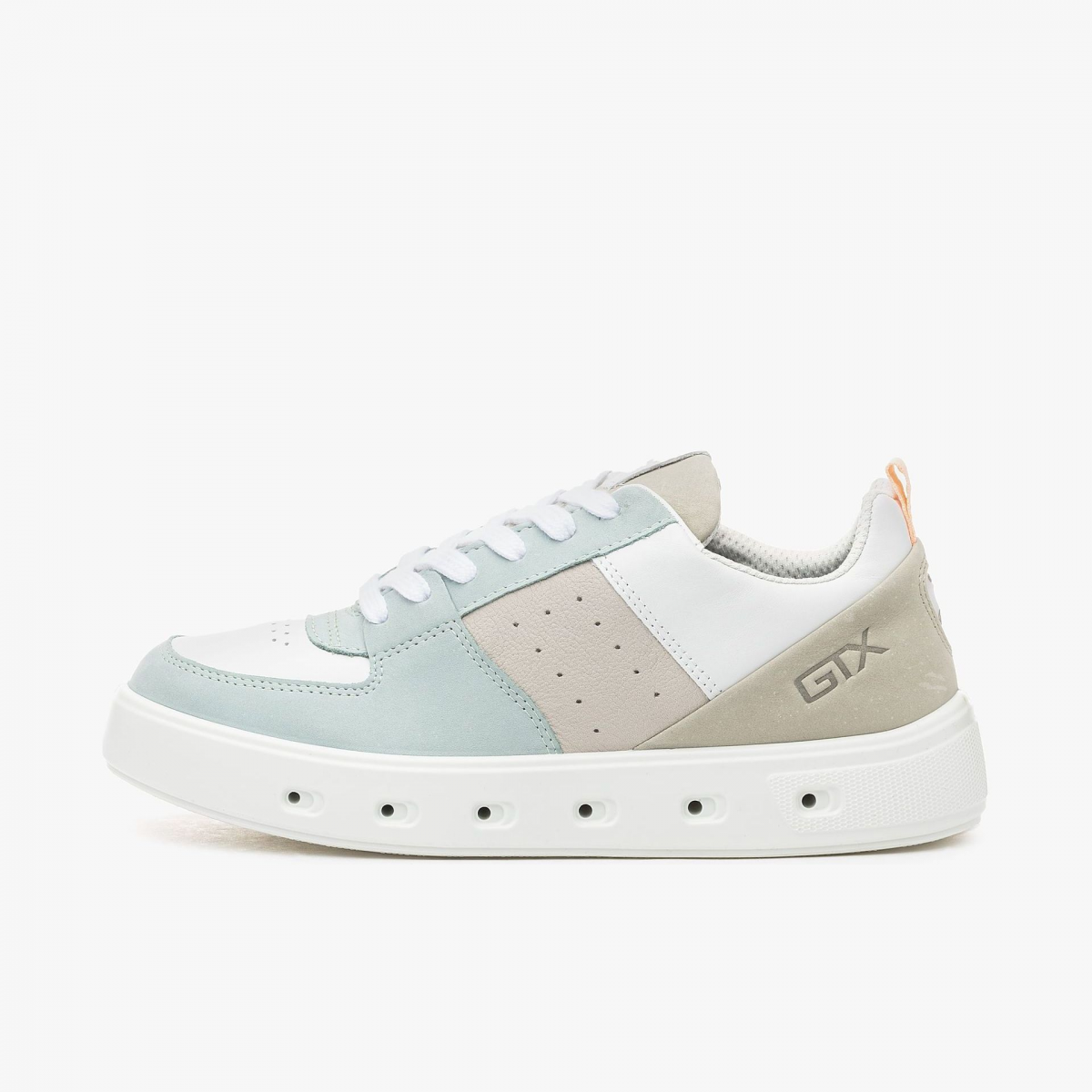 ECCO Street 720 W - 209713 60706 - Fuxia, Urban Tribes United